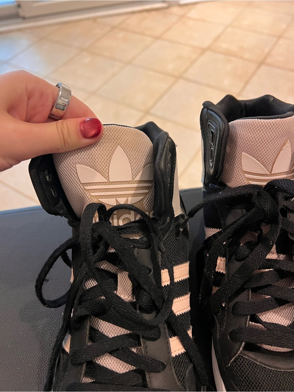 Women's 9 Adidas Originals Extaball Up sneakers - black/light pink colorway - Picture 3 of 5